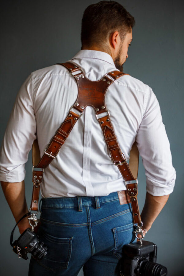 Dual camera straps